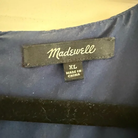 Madewell Ruffle-Sleeve Midi Dress in Oasis Palms - Picture 7 of 7